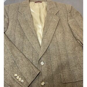 Hart Schaffner Marx Vintage Blazer Men's Size 42R Virgin Wool Herringbone Stripe